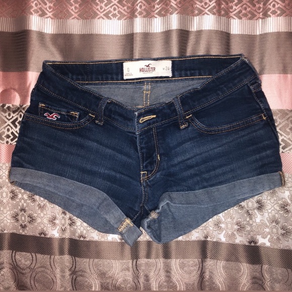 Hollister Jean Shorts - Picture 2 of 5
